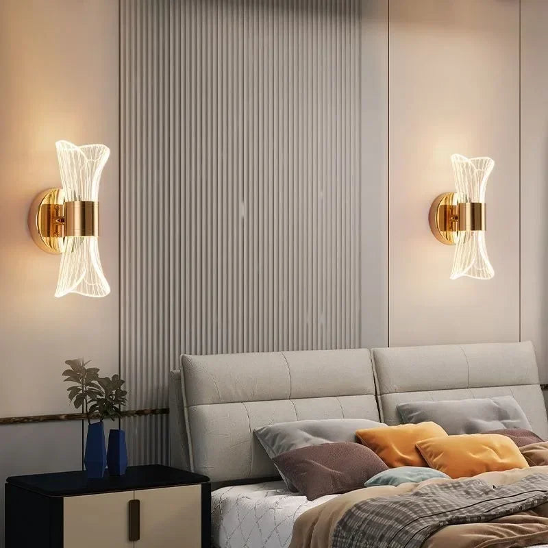 GlowCurve – Elegant LED Vegglampe for Soverom og Stue Luvikno