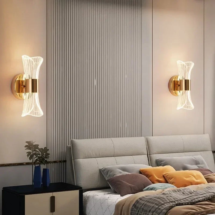 GlowCurve – Elegant LED Vegglampe for Soverom og Stue Luvikno