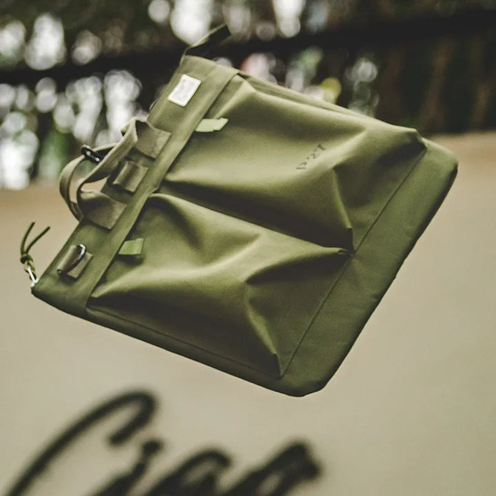 Luvikno | UrbanTrek CommanderBag Taktisk Herre Messenger Bag | Polstret & vannavstøtende | For laptop, hjelm & daglig bruk | 15.6" | Skulder & håndholdt