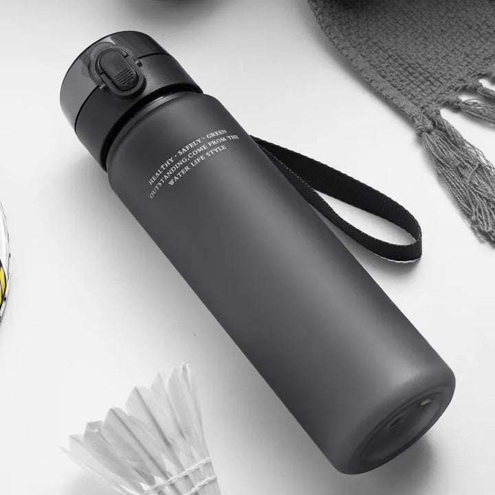 DraagDrink Vannflaske – Lekkasjesikker & BPA-fri for Sport, Arbeid & Reisemål | Luvikno