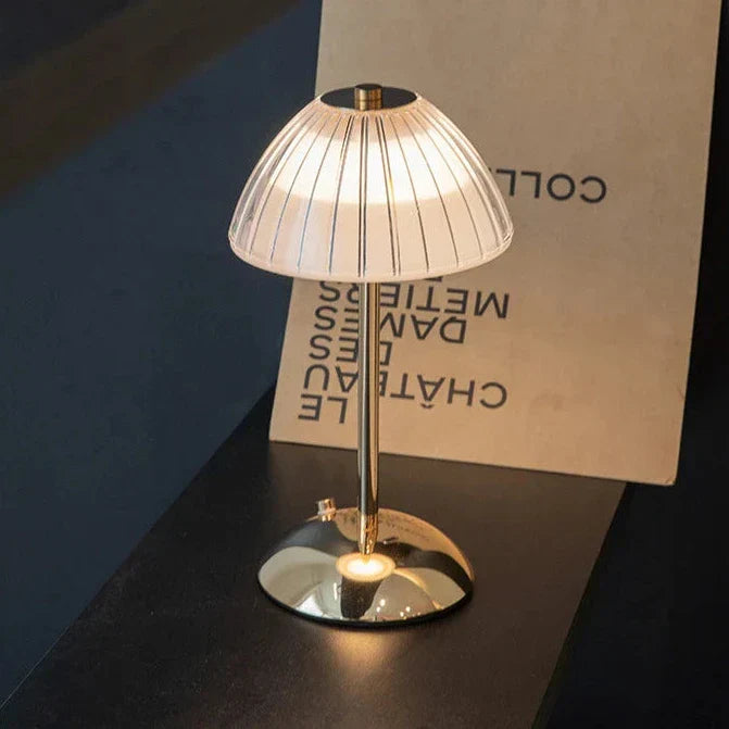 Nordisk LED bordlampe – Dimmbar, Moderne design for stue og soverom | Luvikno