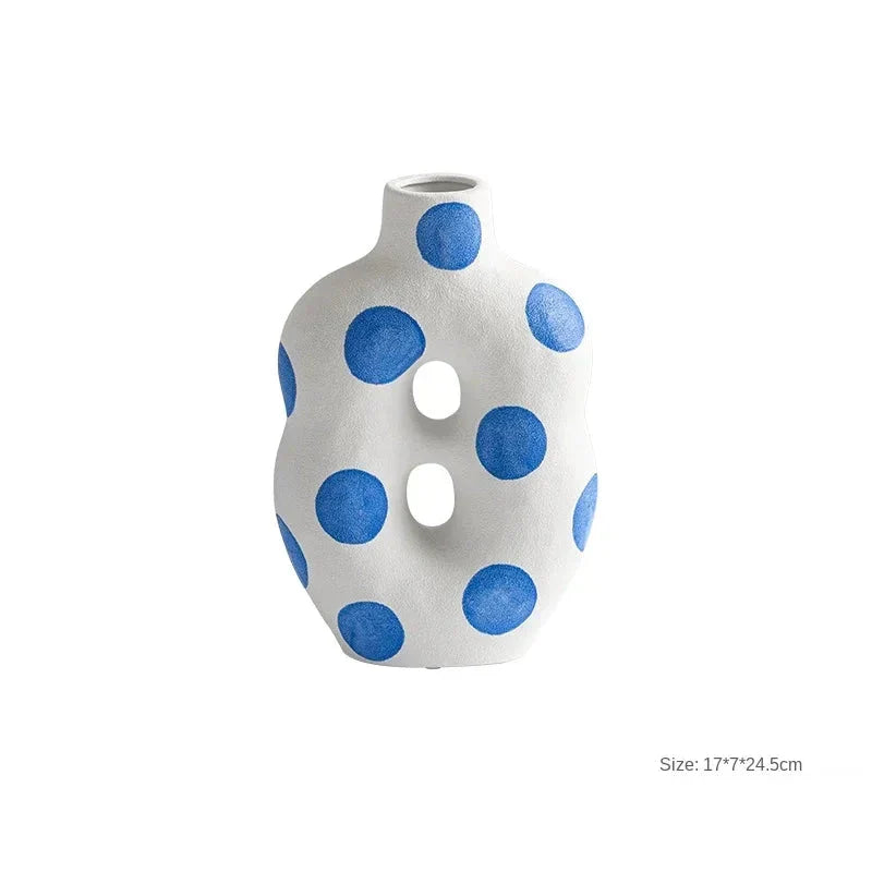 Blå prikkete wonky vase | Luvikno