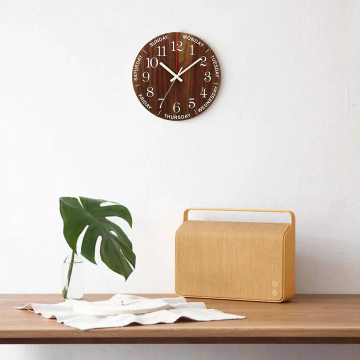 GlowClock – Luksus Treveggur med Nattlys Luvikno