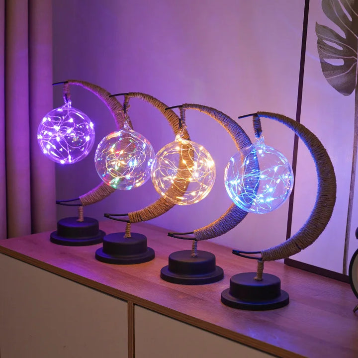 Luvikno | Celunara Moonlight Lampe Halvmåne Design | LED i 3 Farger | 26,5×17×10 cm | Trådløs med Batteridrift