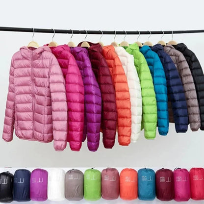 Luvik | Ultralyse Naisten Untuvatakki huoodilla