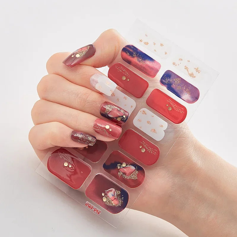 GlitzNail – Festive Christmas Nails Rask, Komplett Uten Salong Luvikno