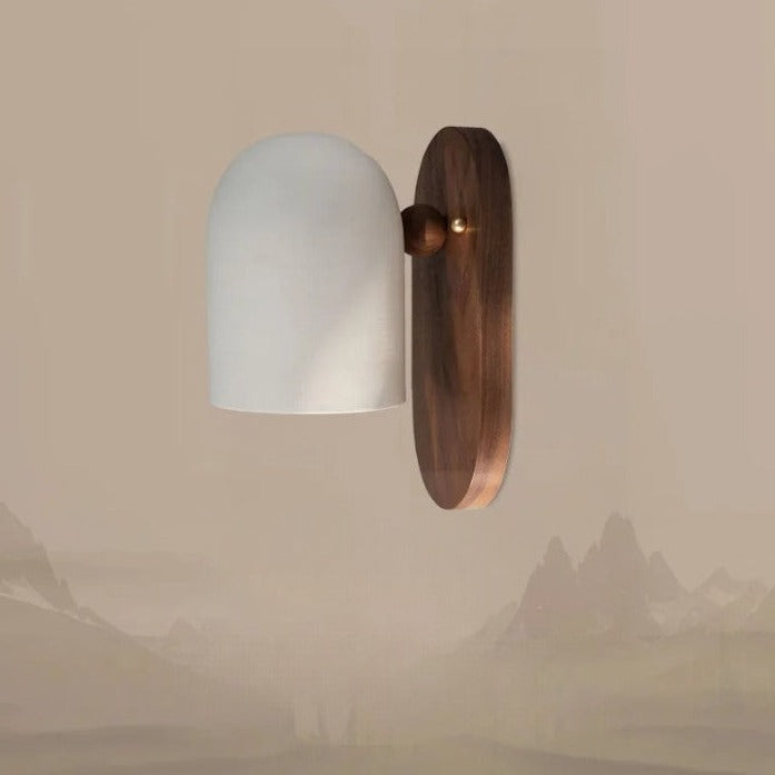 Luvikno | TimberSoul – Wabi-Sabi Valnøtt Vegglampe for Naturlig Atmosfære