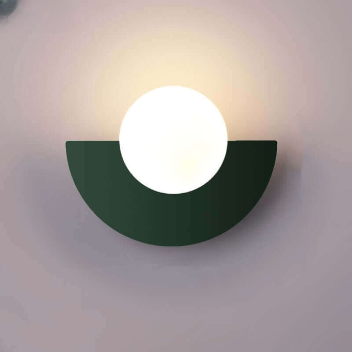 Luvikno | Noorderlicht Charm - Halvmåne Vegglampe i Metall