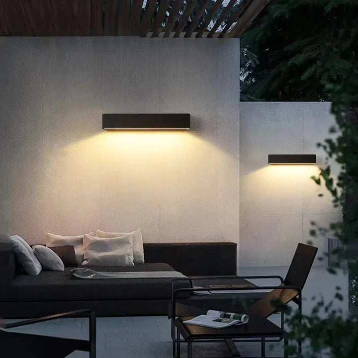 Luvikno | LUMAVIA SolarGlow Solhagedelampe LED | Vanntett & Super Lys | Husnummerbelysning | For Balkong, Vegg & Inngang