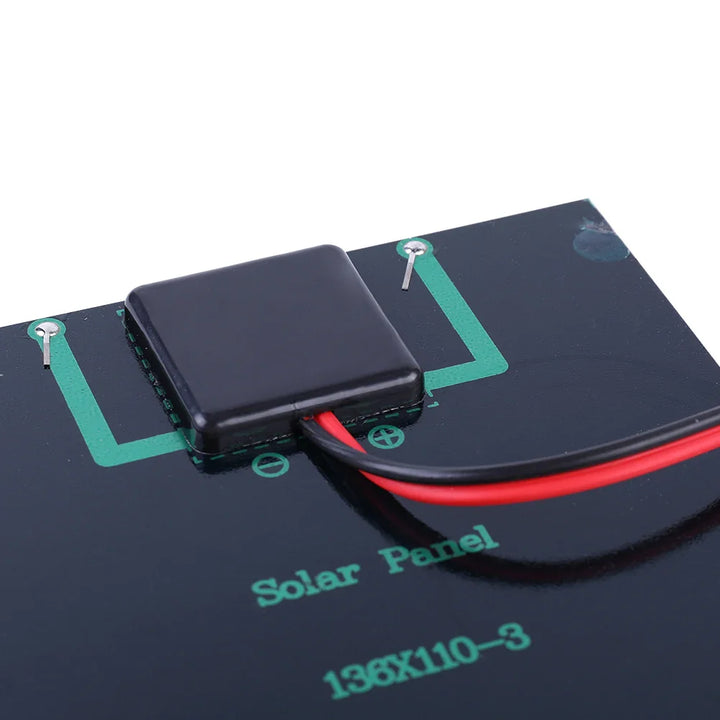 Luvikno | Sammenleggbart solcellepanel 10W – Selvforsynt energi