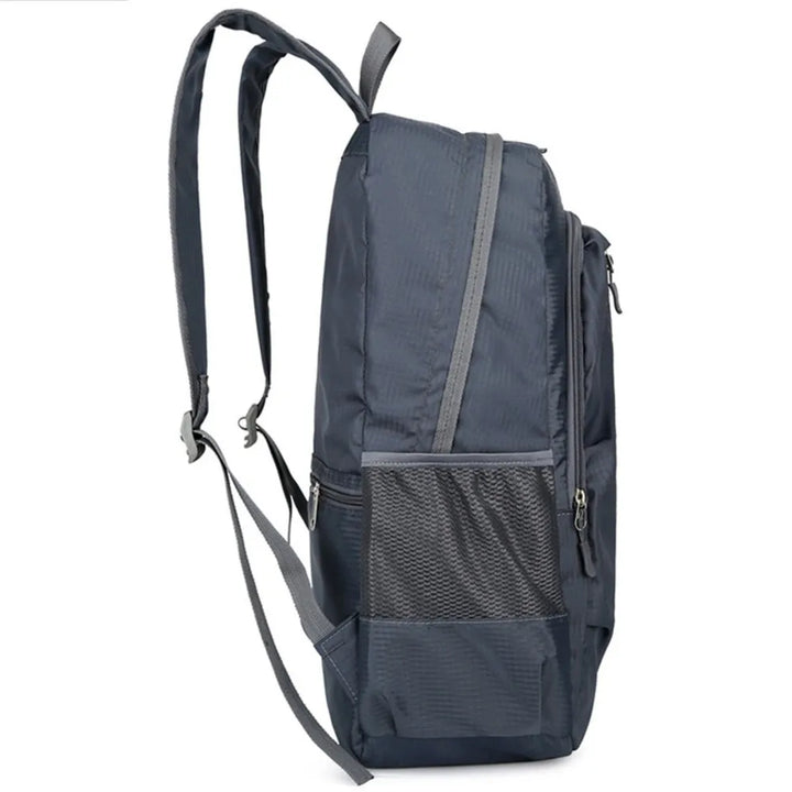 Luvikno | Trekparo Sammenleggbar Rygsekk | 30L Ultralett & Vanntett | For Fotturer, Camping & Reiser | Unisex Dagsekk