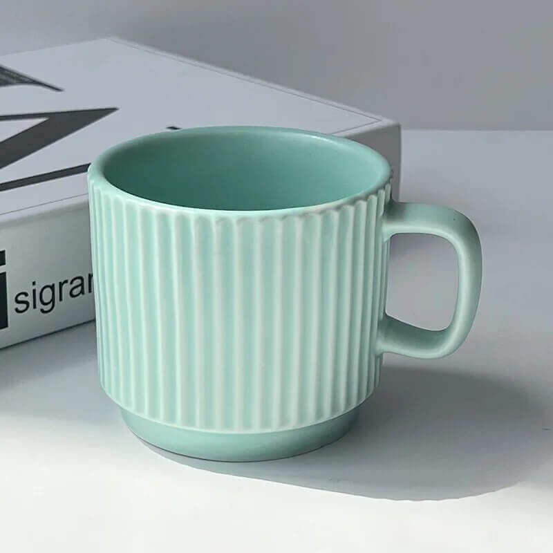 Nordisk inspirert ribbet keramikkruss for kaffe- og teelskere | Luvikno