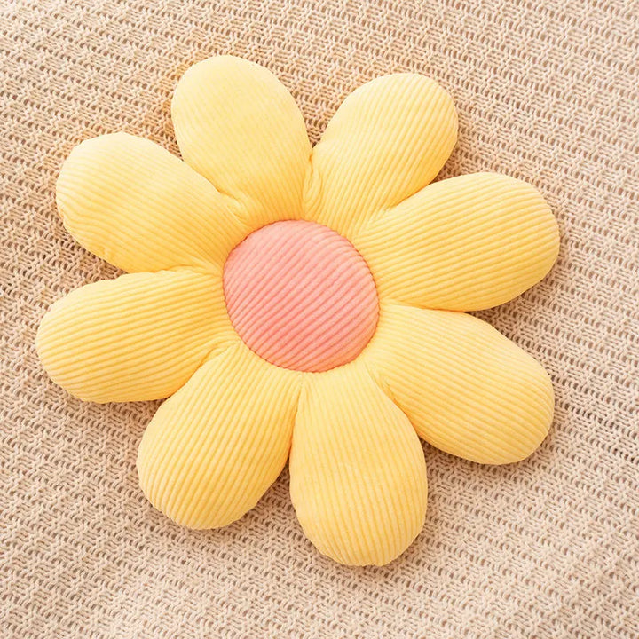Daisy Plush Cushion | Luvikno