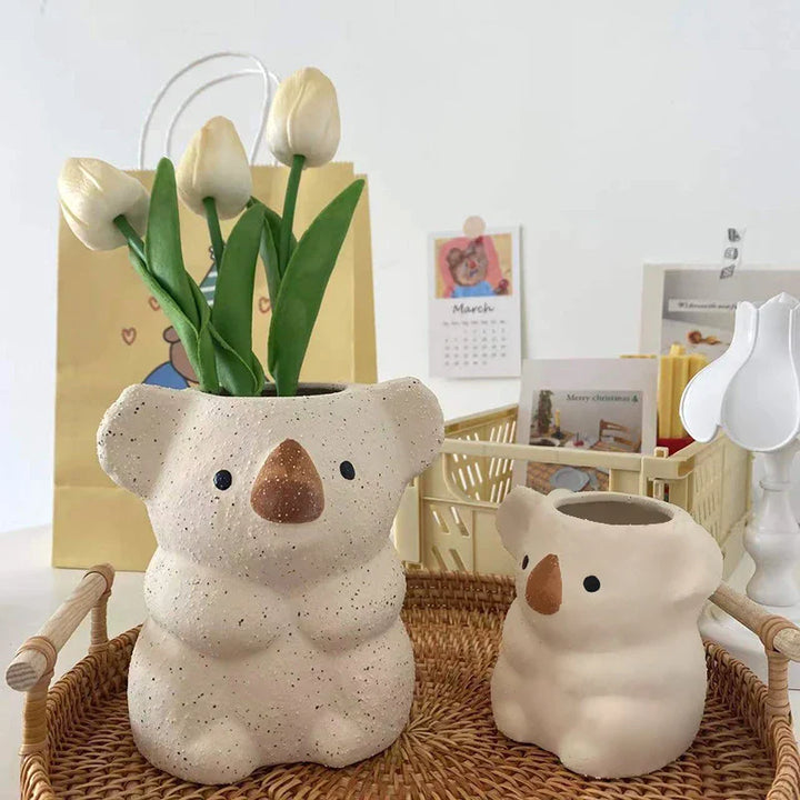 Koalina Koala Plantekrukke | Søt Dekorativ Plantepotte Laget av Harpiks | Mini Vase for Sukulenter & Bonsai | Håndlaget Hage & Hjemmeinnredning Luvikno