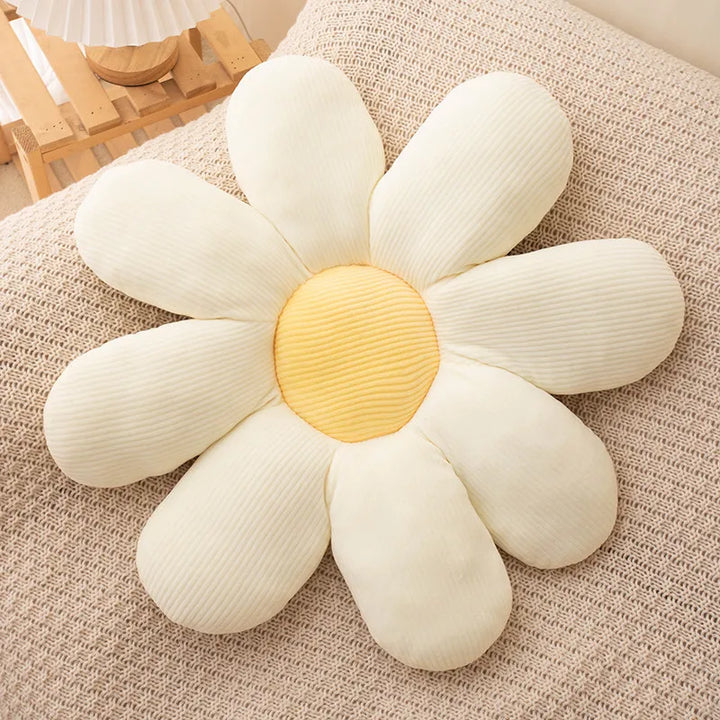 Daisy Plush Cushion | Luvikno