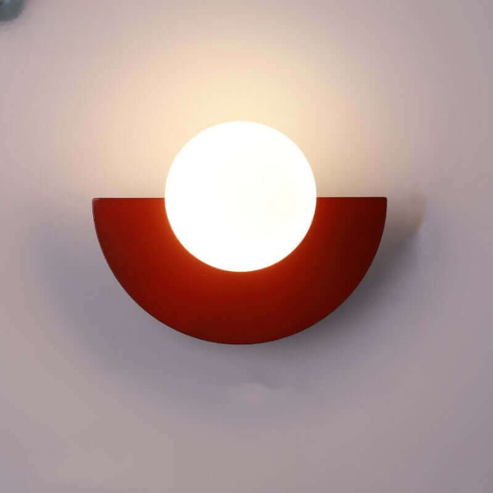 Luvikno | Noorderlicht Charm - Halvmåne Vegglampe i Metall