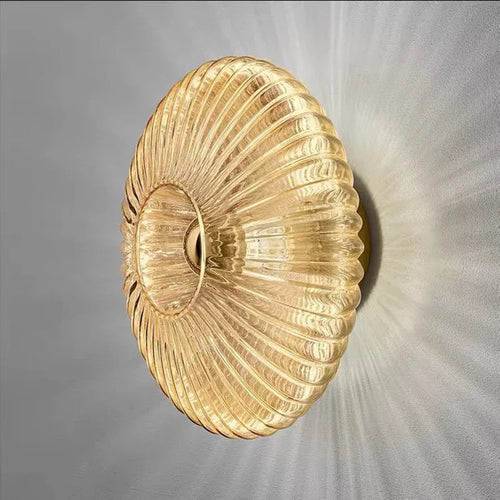 Luvikno | Elegance Glass - Finesse Glass Vegglampe for Elegant Interiørbelysning