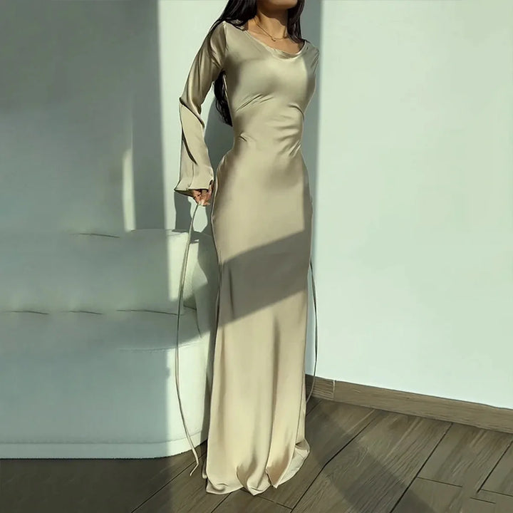Luvik | Elegant Pitkä Hiha Mekko
