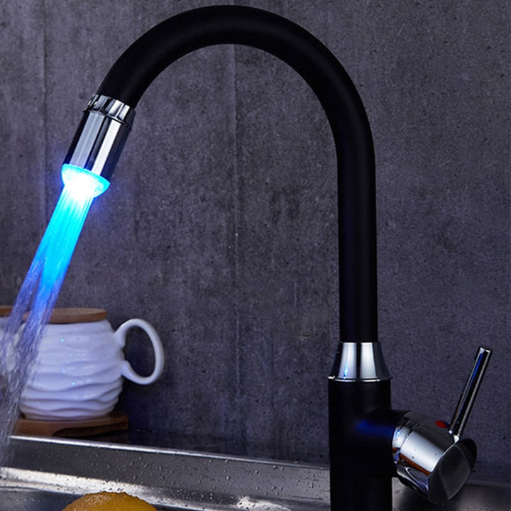 Fargerik Kran LED - AquaGlow | Luvikno