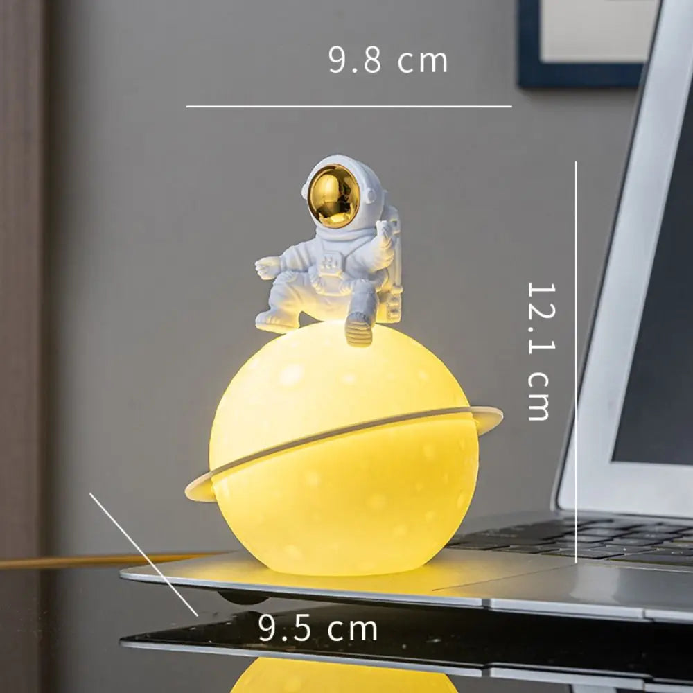 Cosmic LED Skrivebordslampe | Luvikno