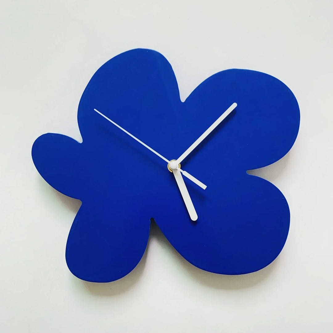 FloralTime – Elegant Blomsterklokke for din Interiør Luvikno