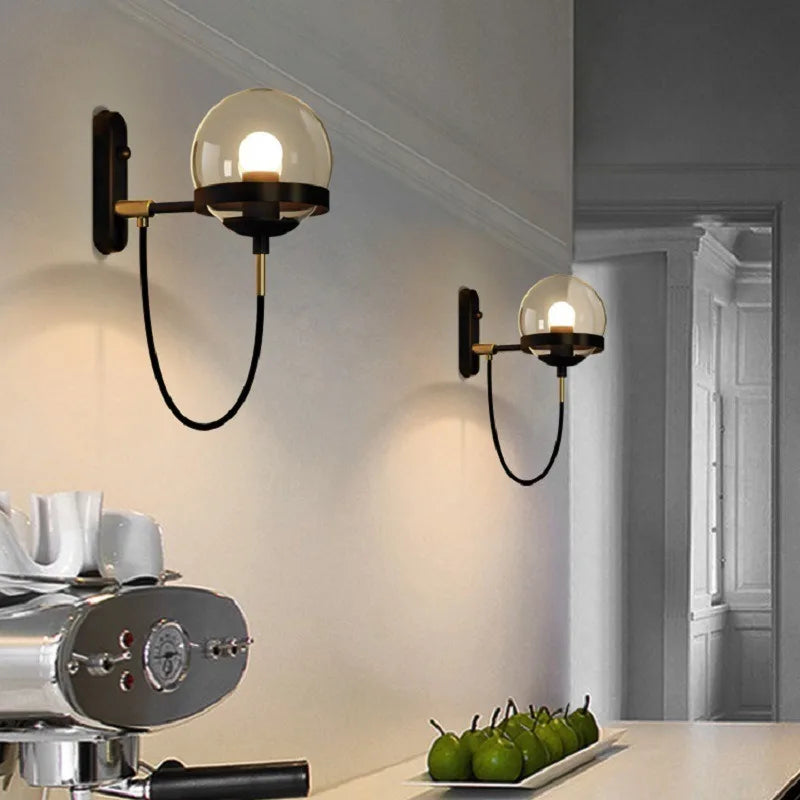 Nordisk moderne vegglampe