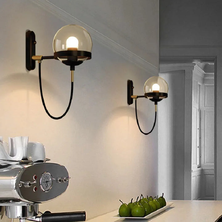 Nordisk moderne vegglampe