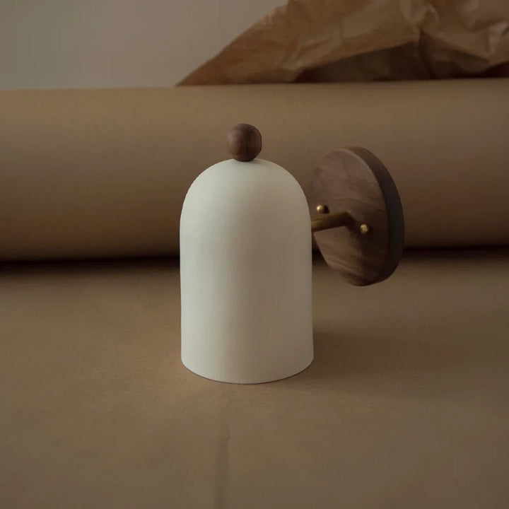 Luvikno | TimberSoul – Wabi-Sabi Valnøtt Vegglampe for Naturlig Atmosfære