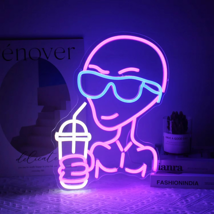 Cosmic Alien Neon LED-skjold for unik hjem- og festdekor Luvikno