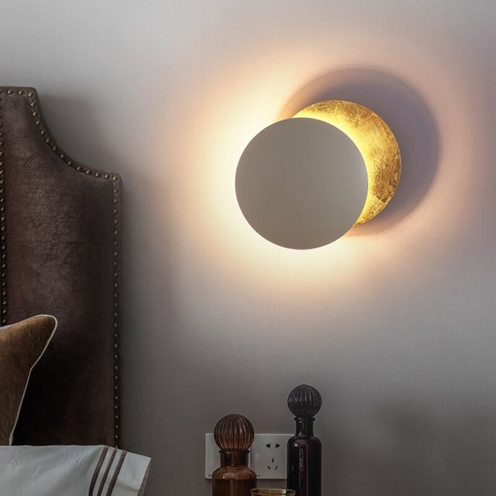 EclipseLamp™ - Solformørkelse vegglampe Luvikno