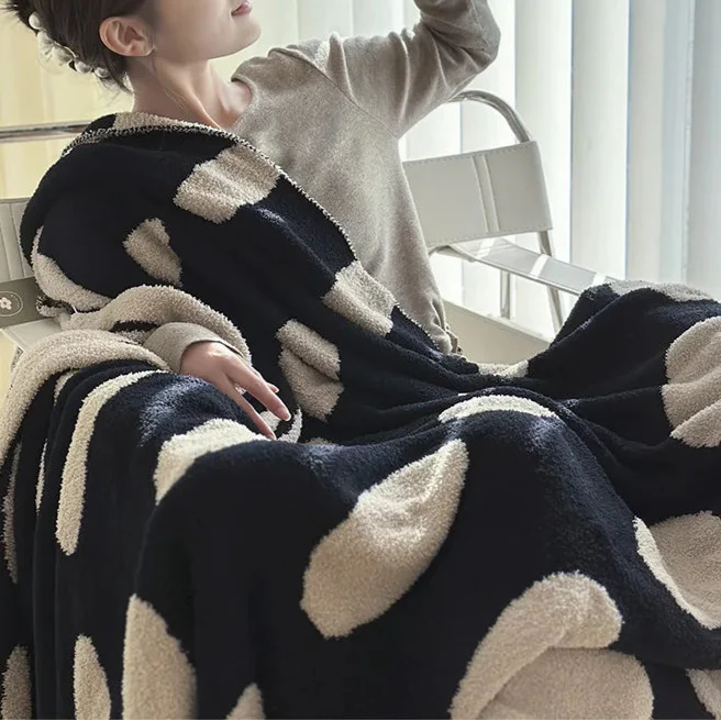 Floral Sofa Blanket – Nordic Fleece Throw | Luvikno