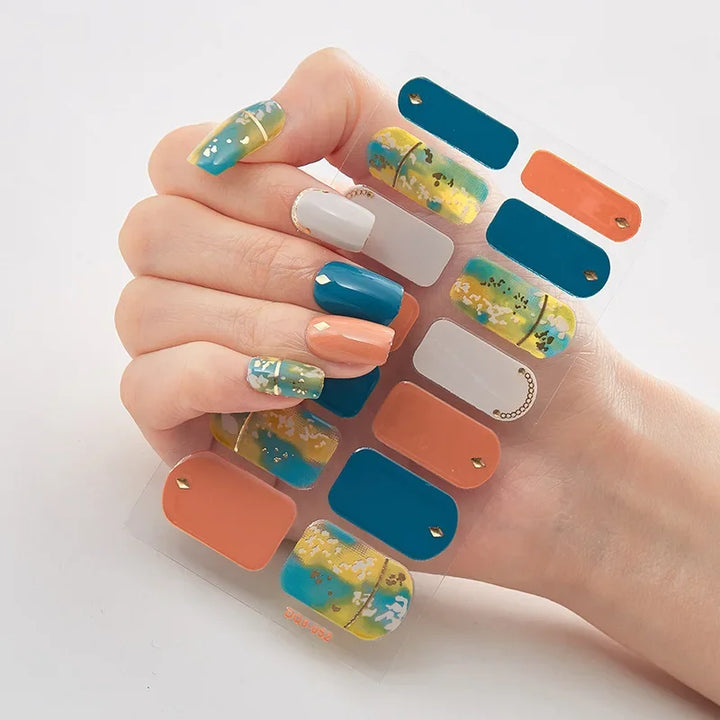 GlitzNail – Festive Christmas Nails Rask, Komplett Uten Salong Luvikno
