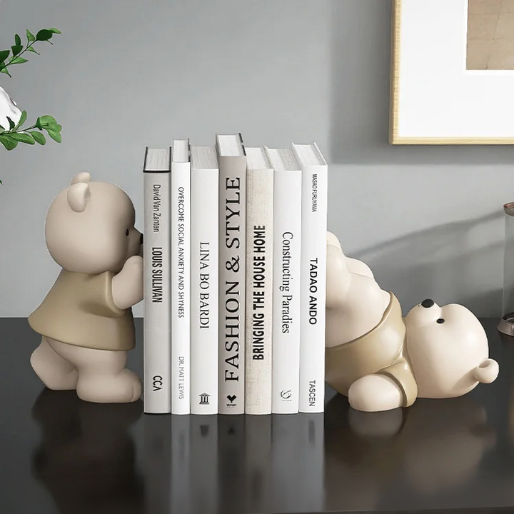 Milo Bear Bokstøtte Dekorativ Figurine i Kremfarge | Luvikno
