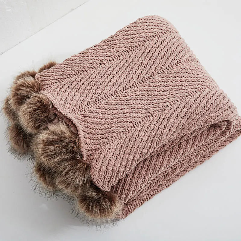 HeartCozy Blanket – Luxe Chenille Blanket with Heart Fringes Luvikno