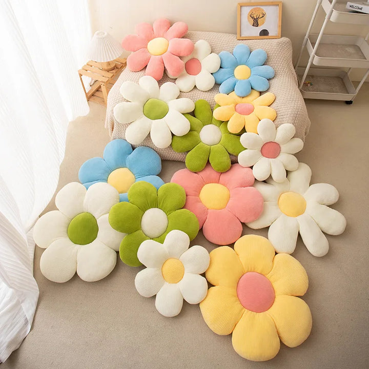 Daisy Plush Cushion | Luvikno