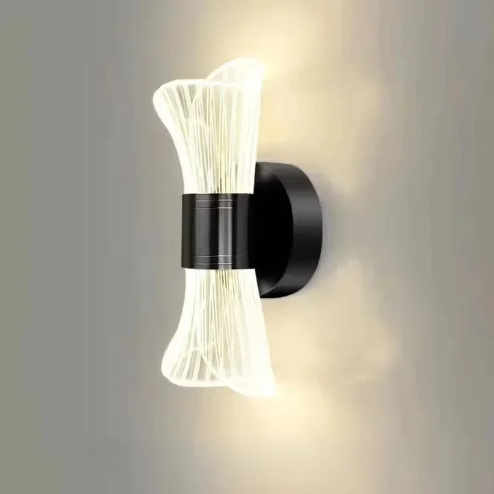 GlowCurve – Elegant LED Vegglampe for Soverom og Stue Luvikno