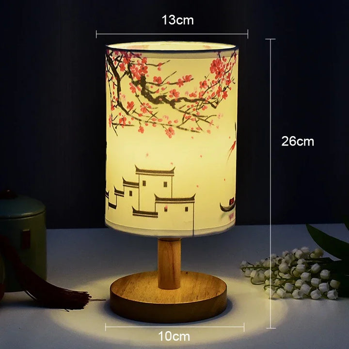 LiánHua LED Bordlampe Plomblomst | Dimbar | Stoffske i kinesisk stil | Varm hvit lys | EU-plugg Luvikno
