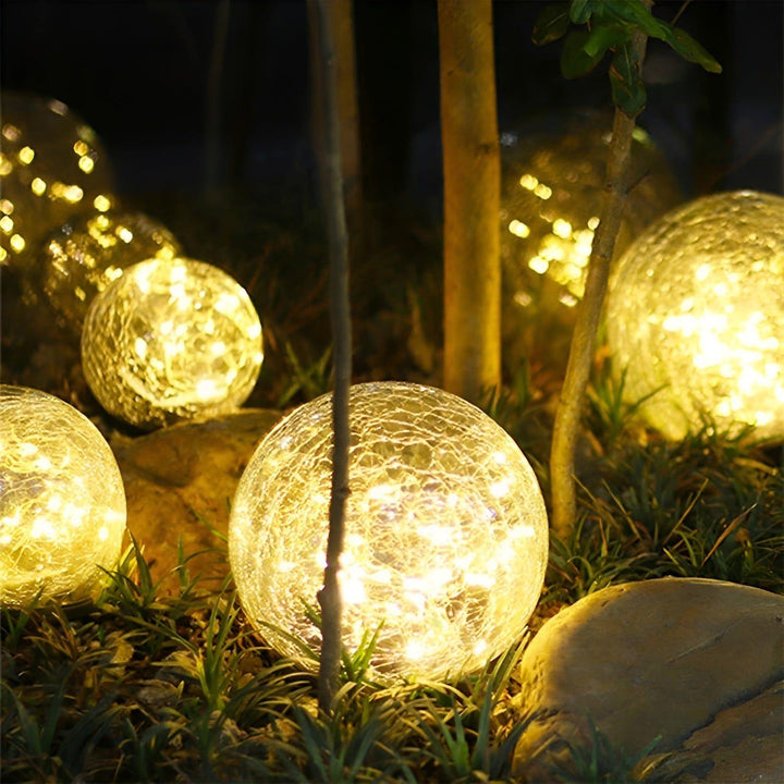 Luvikno | Lumora Solarbeleuchtung für den Garten | Warmweißes LED-Licht | Automatisch & IP65 wasserdicht | Design mit zerbrochenem Glas