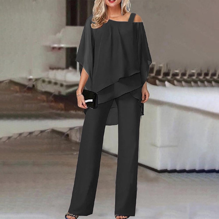 Luvik Jumpsuit | Tyylikäs kaksiosainen asu, jossa on avonaiset olkapäät