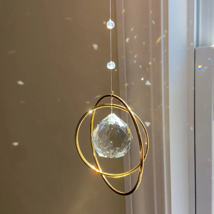 Luvikno | Solfanger LumiAmor | Krystallanheng med regnbueeffekt | Romantisk gave med budskap