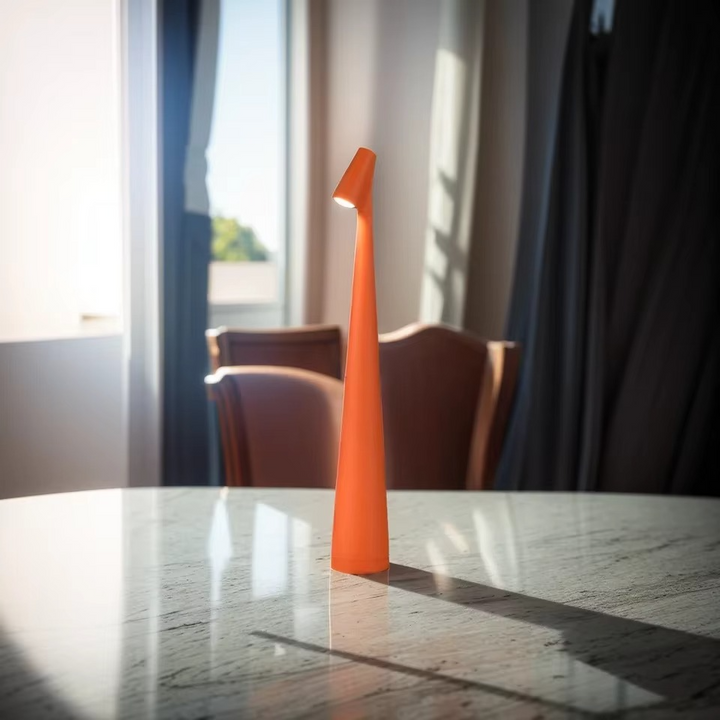Multi-Setting Oppladbar LED Skrivebordlampe – Perfekt for Atmosfære og Utendørs Luvikno