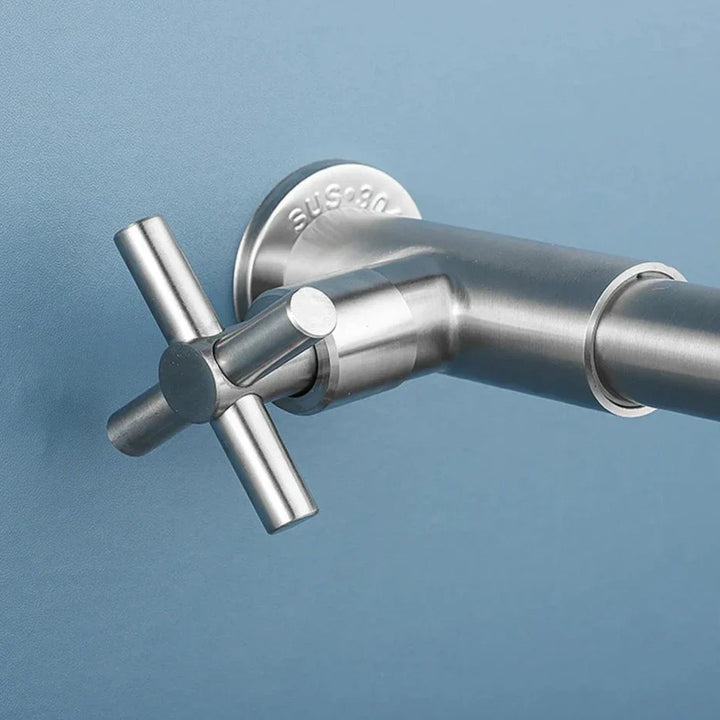 Luvikno | Luksus veggfeste med fossefalldesign for baderomsrenovering