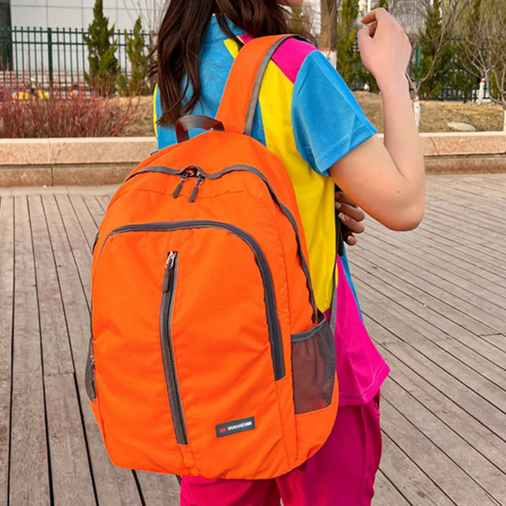 Luvikno | Trekparo Sammenleggbar Rygsekk | 30L Ultralett & Vanntett | For Fotturer, Camping & Reiser | Unisex Dagsekk
