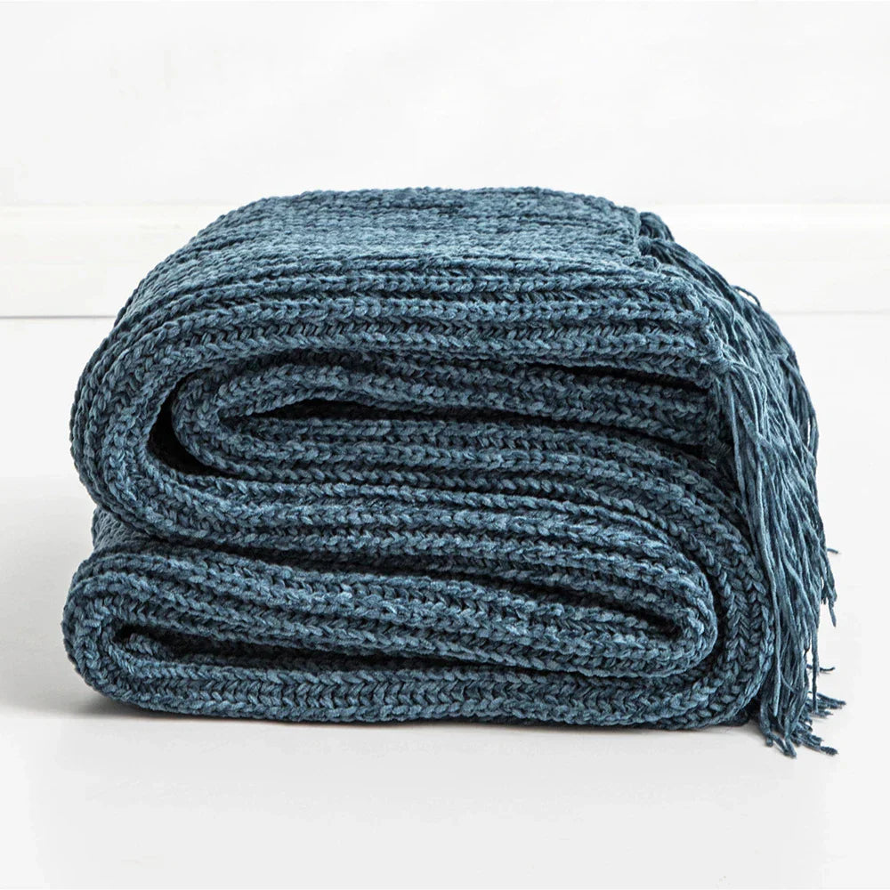 HeartCozy Blanket – Luxe Chenille Blanket with Heart Fringes Luvikno