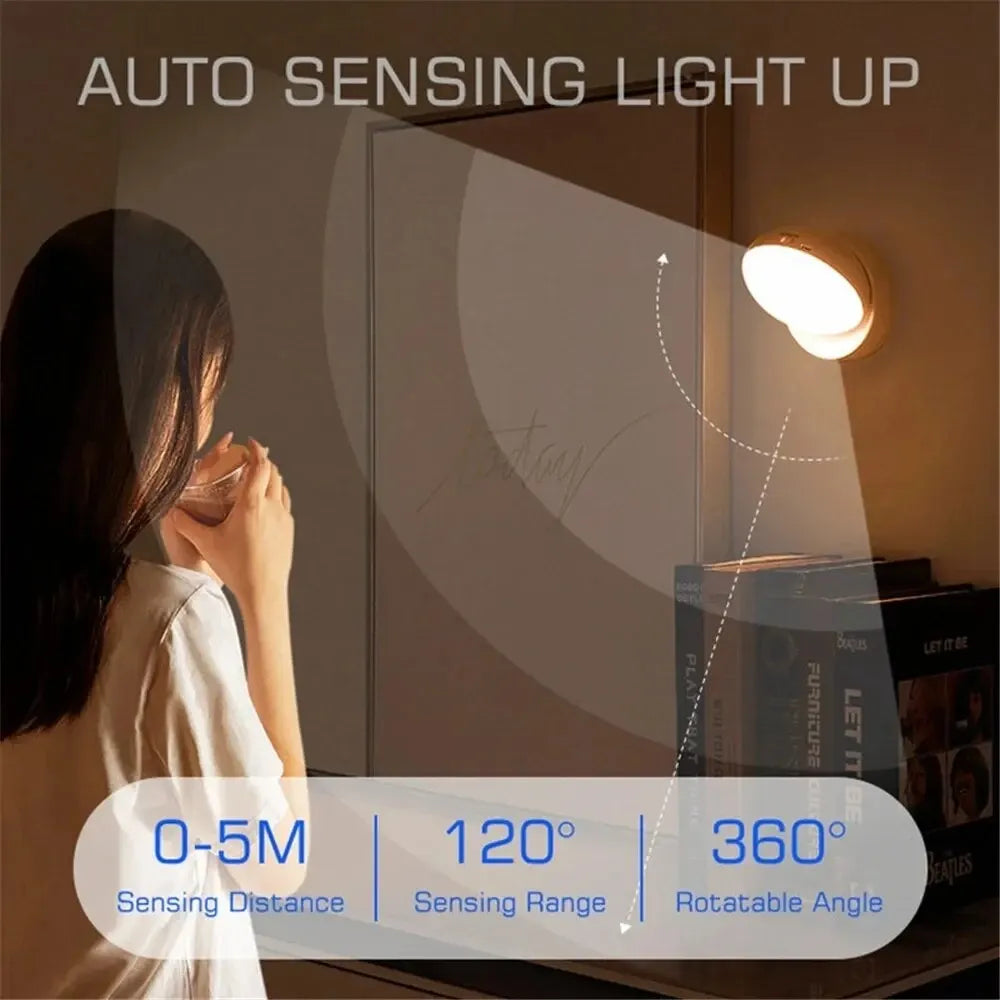 Luvikno | LumiFlex360 LED Nattlys | Bevegelsessensor | 360° Roterbar | Oppladbar | Magnetisk & Trådløs