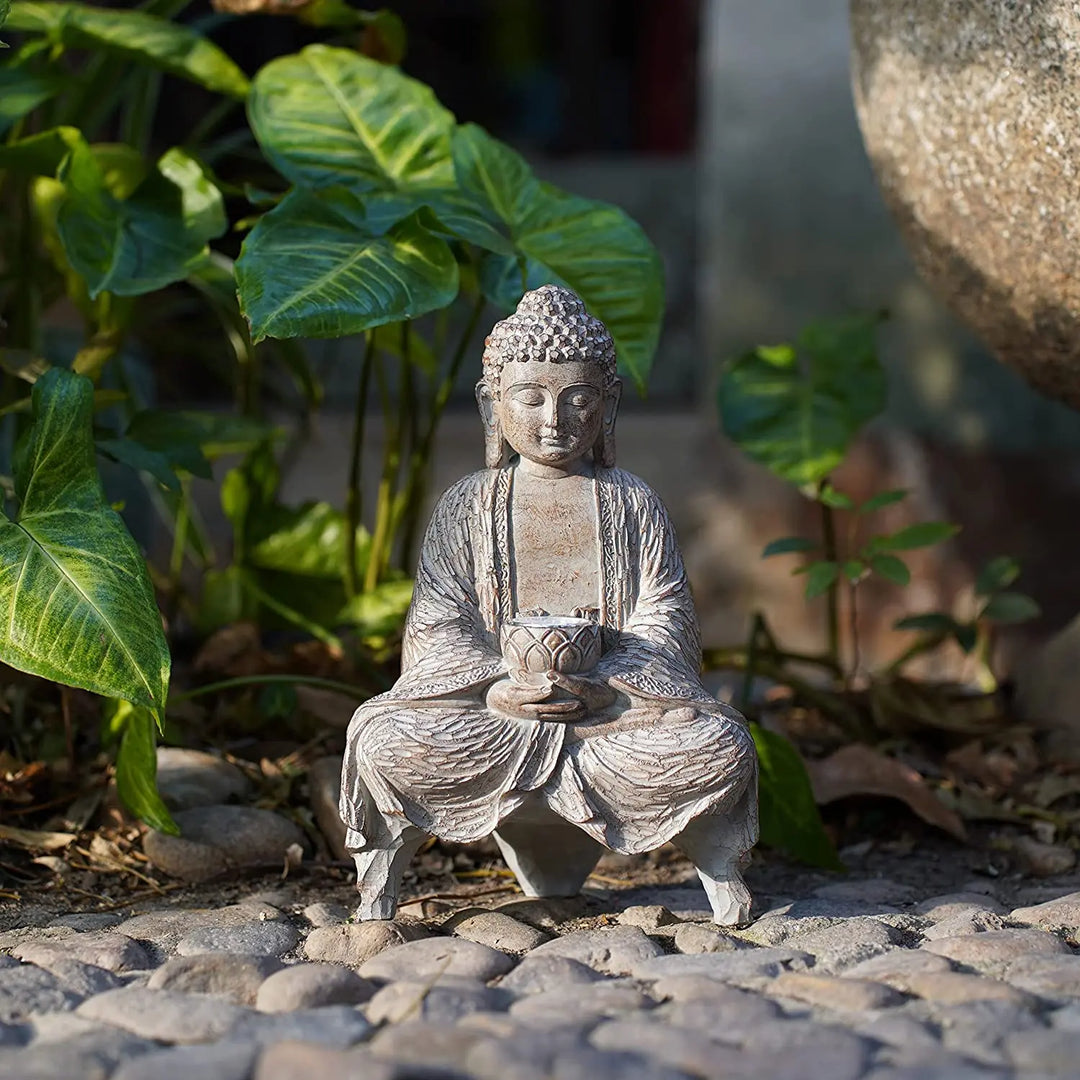 Zen Buddha Solstatue