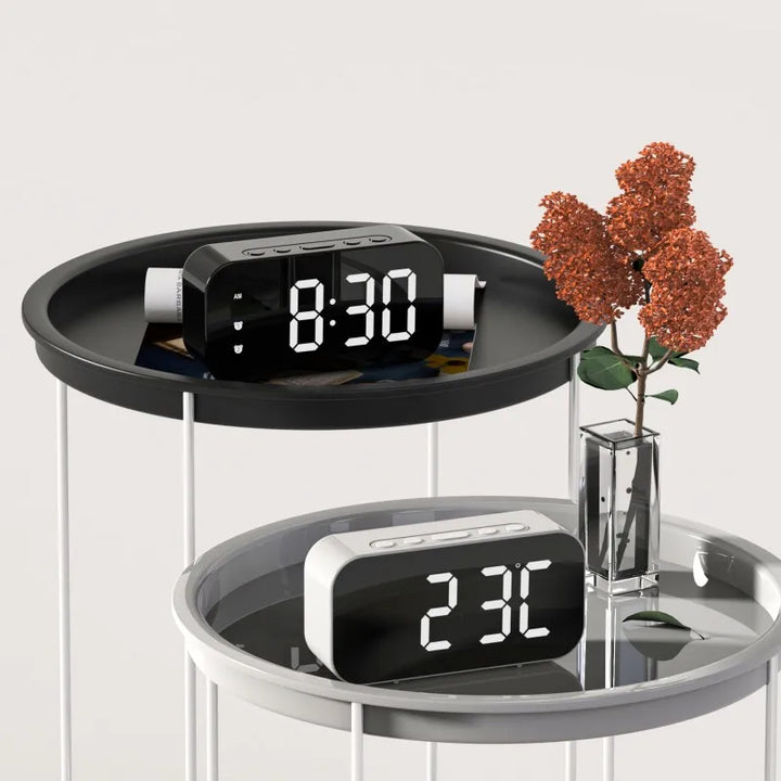 Moderne LED vekkerklokke med temperaturvisning og dual alarmfunksjon – Perfekt for soverom, kontor, og som stilfull nattborddekorasjon | Luvikno