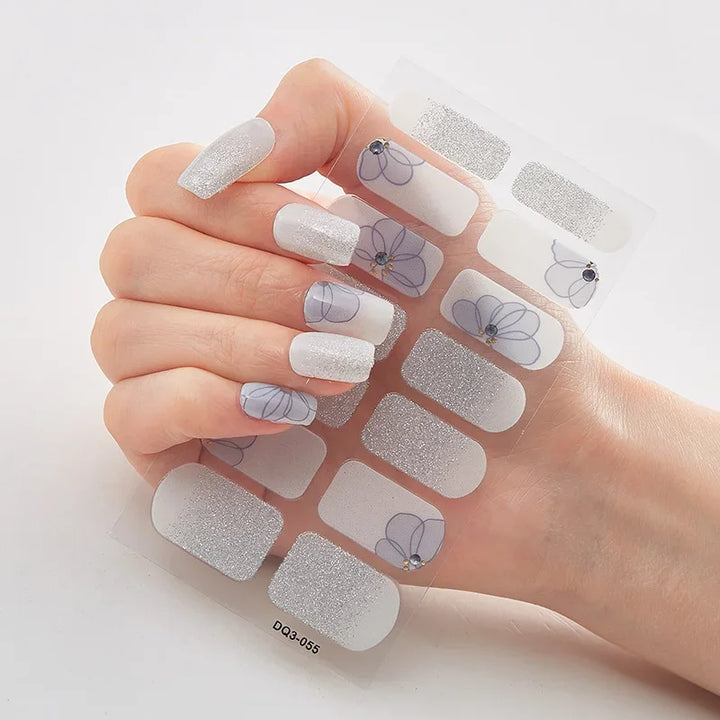 GlitzNail – Festive Christmas Nails Rask, Komplett Uten Salong Luvikno