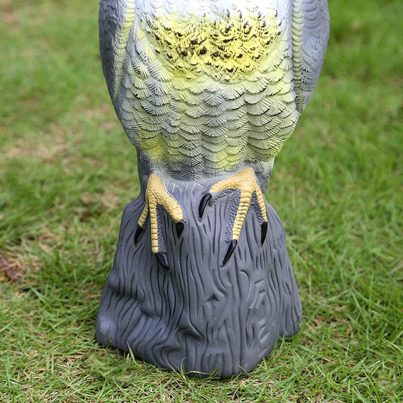 Luvikno | Falcono BirdGuard Fugleskremme Rovfugl Decorativ Figur | Realistisk Ørn Lokkefugl Laget av Plast | For Hage & Balkong