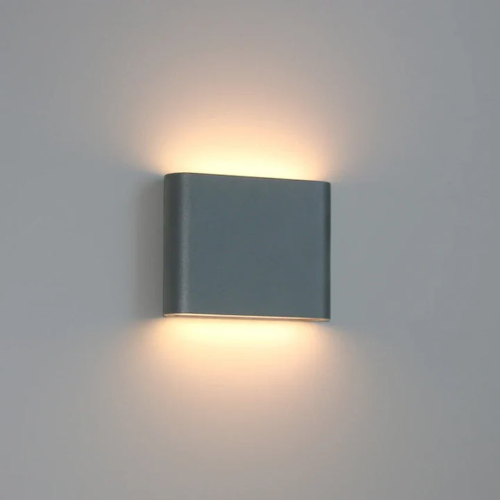 Værbestandig LED vegglampe, Robust dekorativ vegglampe for innendørs og utendørs bruk | Luvikno